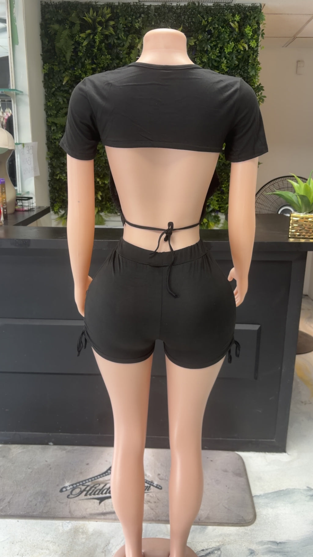 Cut Out 2 Piece
